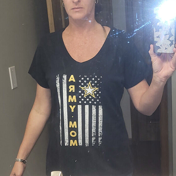 proud army mom selfie in front of a mirror