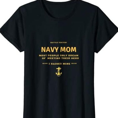 Proud US Navy Mom T-shirt.