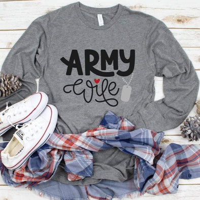 Army Wife Women's Long Sleeve sweatshirt