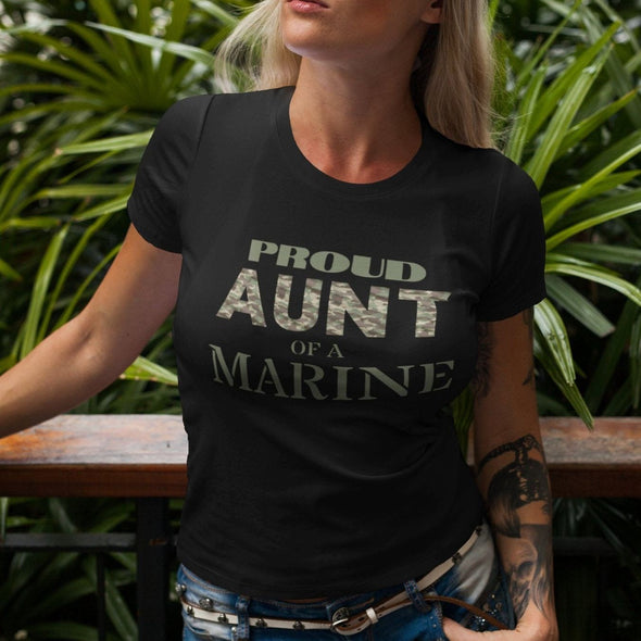 Proud Aunt of a Marine Unisex T-shirt