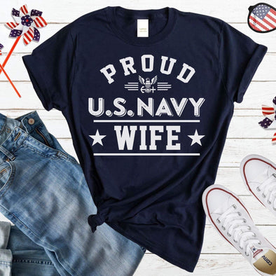 Proud US Navy Wife T-shirt